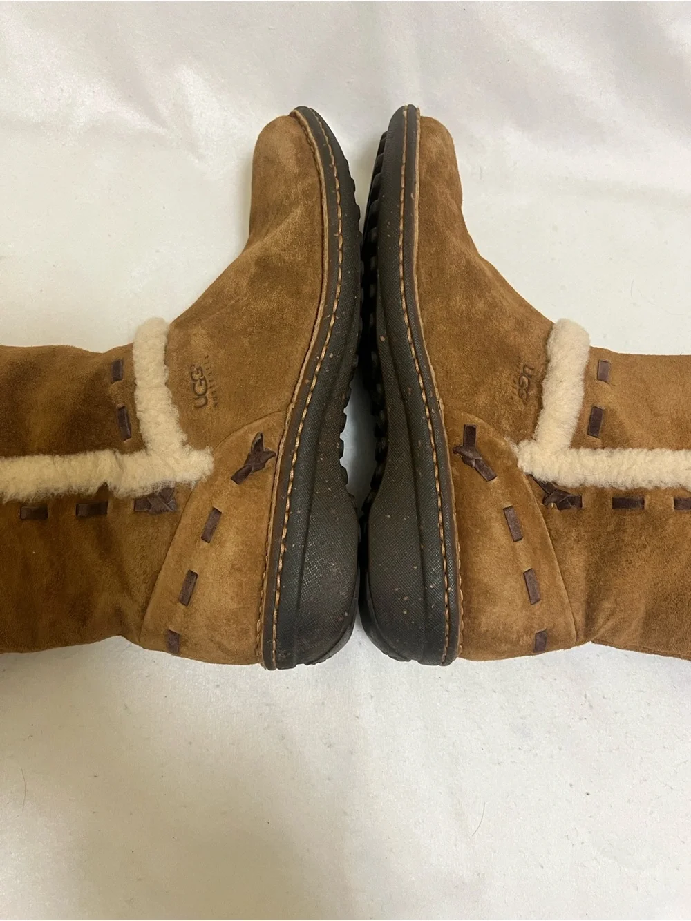 UGG Australia Elijo Chestnut/Tan Suede Shearling Winter Boots